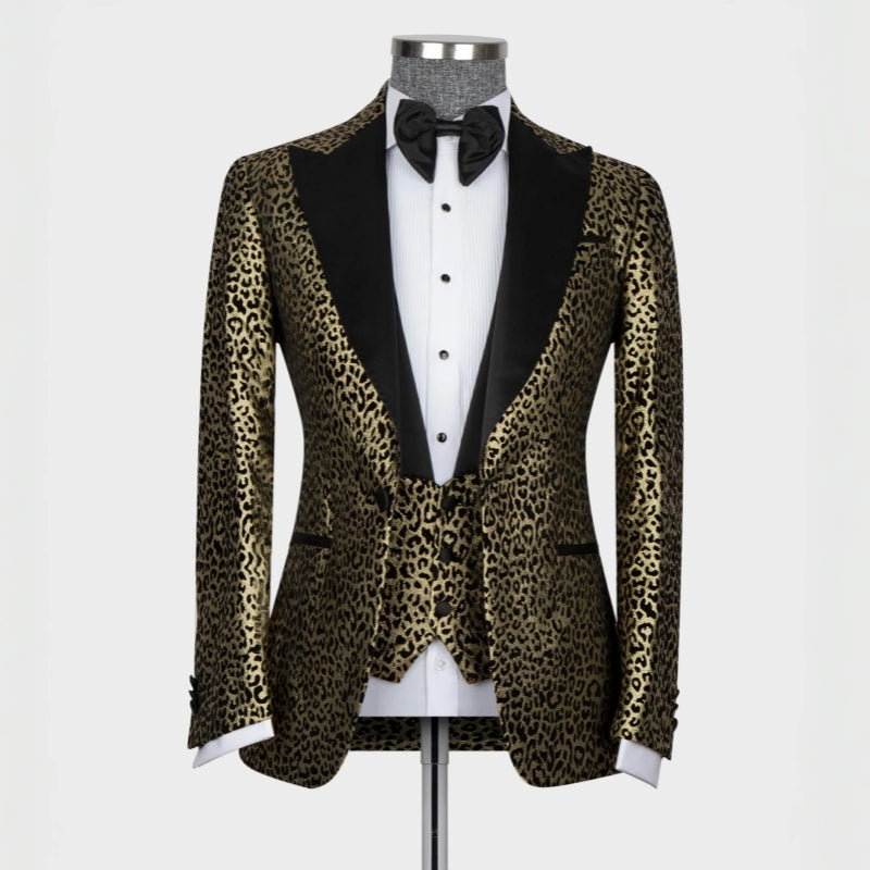 Chic Gold Jacquard Peaked Lapel 3 Piece Prom Suit