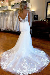 Chic Ivory Spaghetti Straps High Slit Mermaid Beach Wedding Dress with Appliques