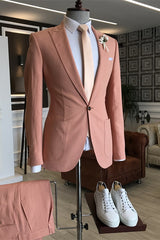 Chic Salmon Pink Peaked Lapel Men's Prom Suit