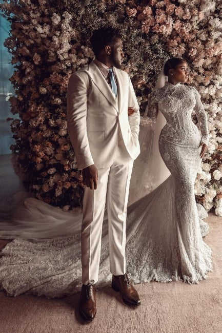 Column Lace High Neck Long Sleeve White Wedding Dress Long Bridal Gown With Appliques Train