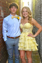 Yellow Corset Chiffon Short Homecoming Dress with Appliques