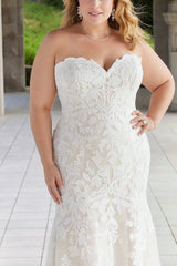 Ivory Plus Size Wedding Dress Lace Apppliques Mermaid Off the Shoulder Bridal Dress