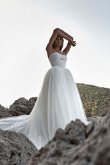 Ivory Strapless Wedding Dress Ball Gown Corset Tulle Bridal Dress with Sweep Train