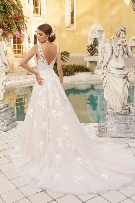 Ivory Wedding Dress A Line V Neck Bridal Dress with Appliques