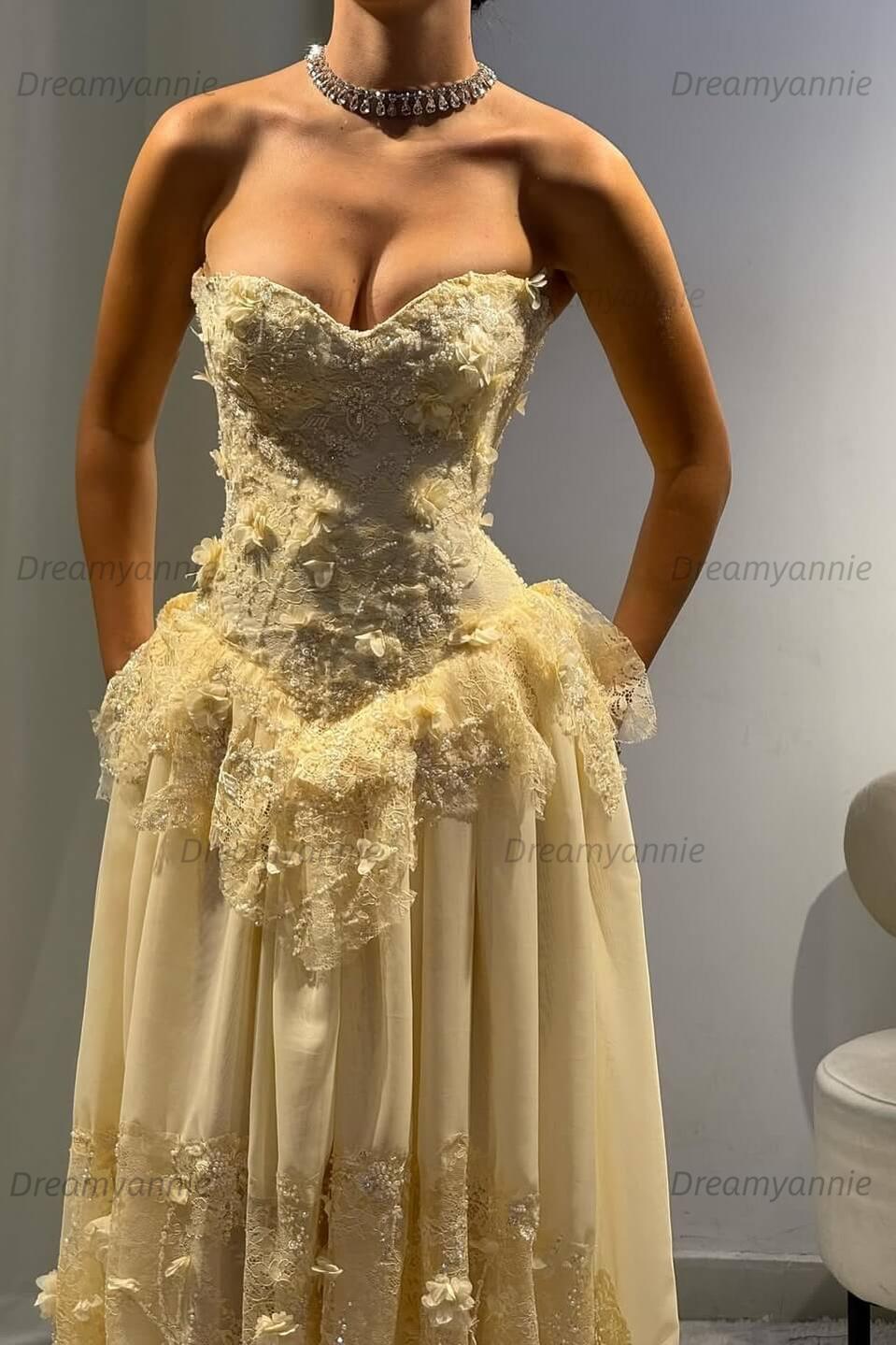 Yellow A Line Prom Dress Sleeveless Sweetheart Evening Dress With Lace Appliques
