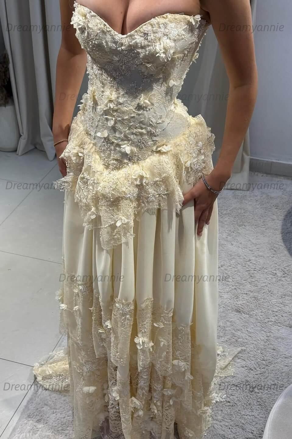Yellow A Line Prom Dress Sleeveless Sweetheart Evening Dress With Lace Appliques