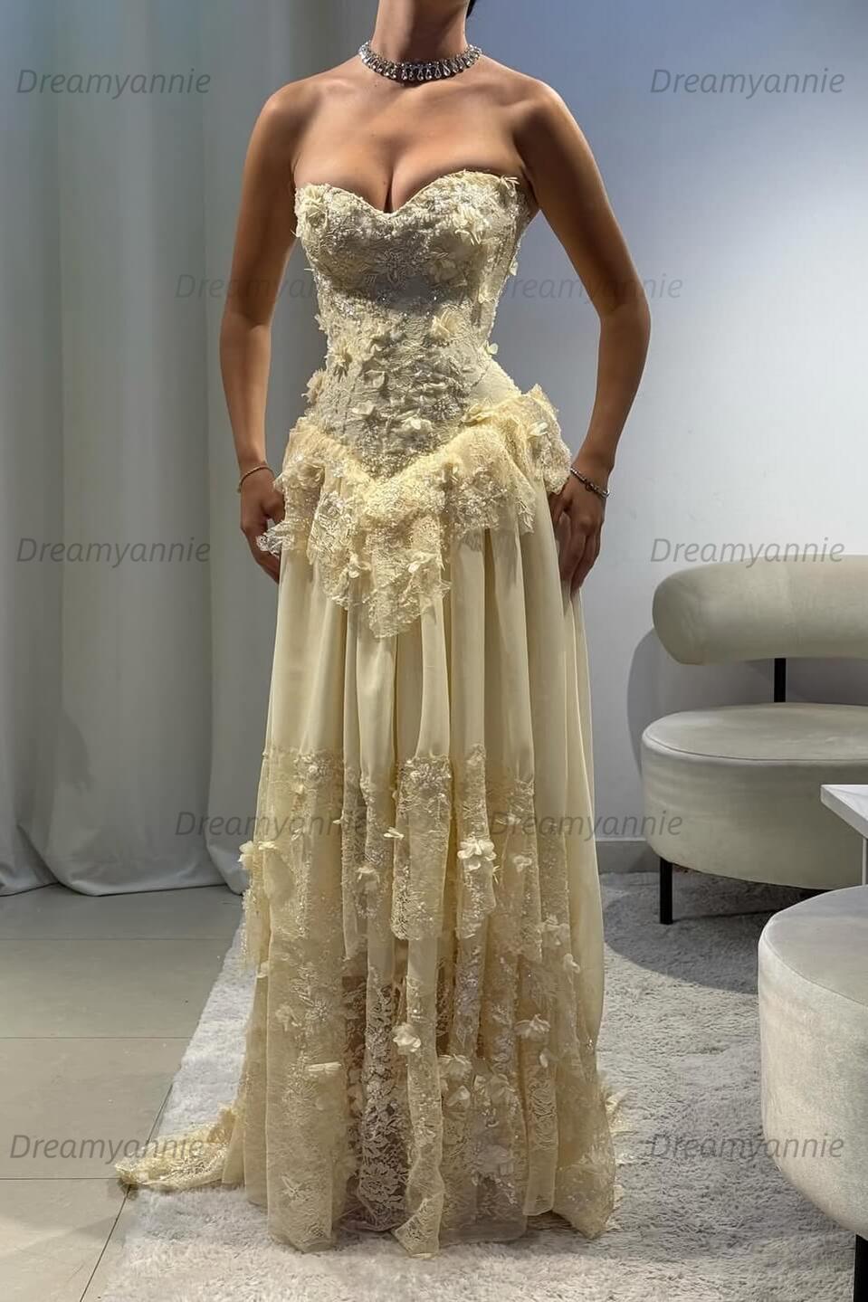 Yellow A Line Prom Dress Sleeveless Sweetheart Evening Dress With Lace Appliques