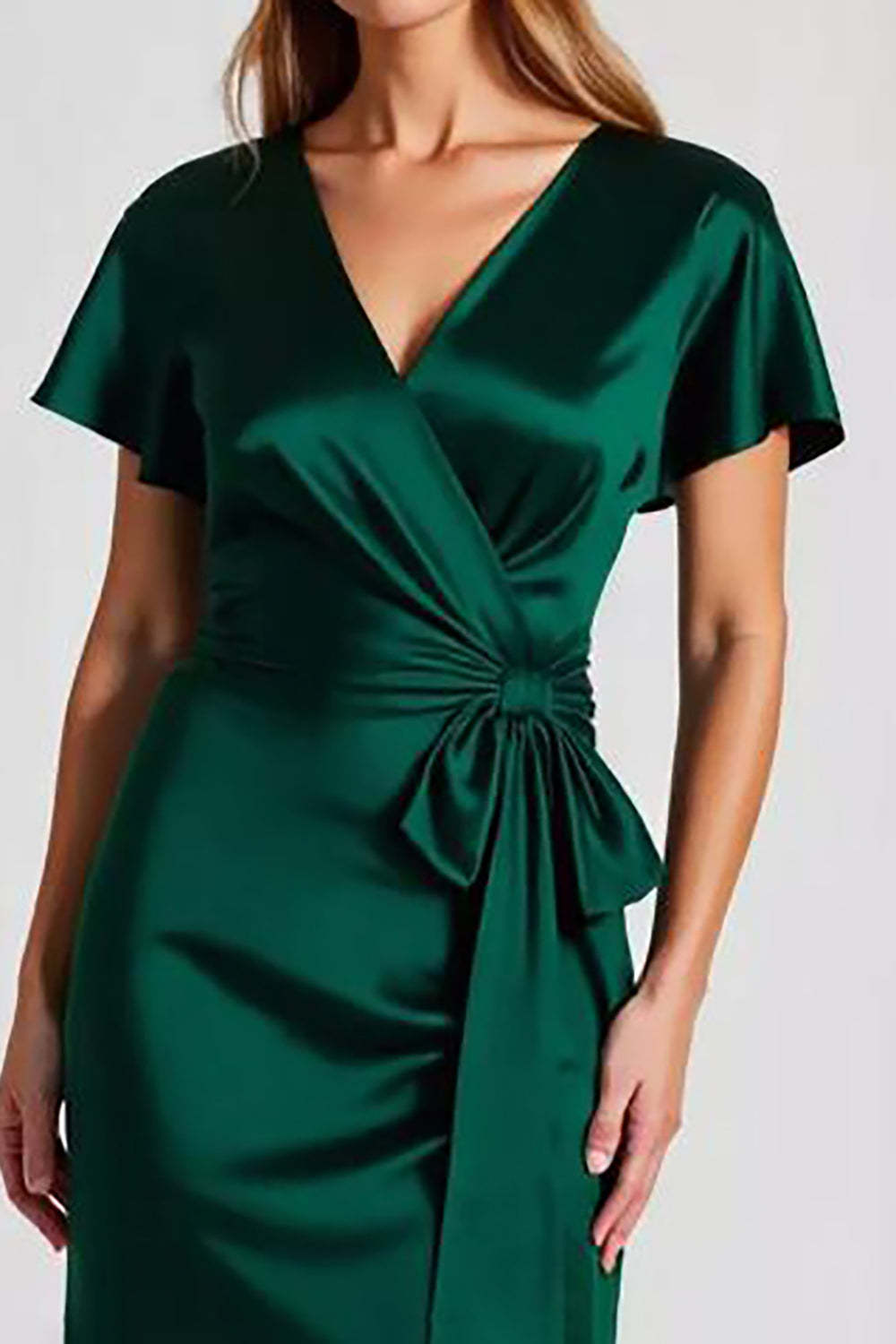 Dark Green Wedding Guest Dress Satin V-Neck Long Sheath Evening Dress With Short Sleeves