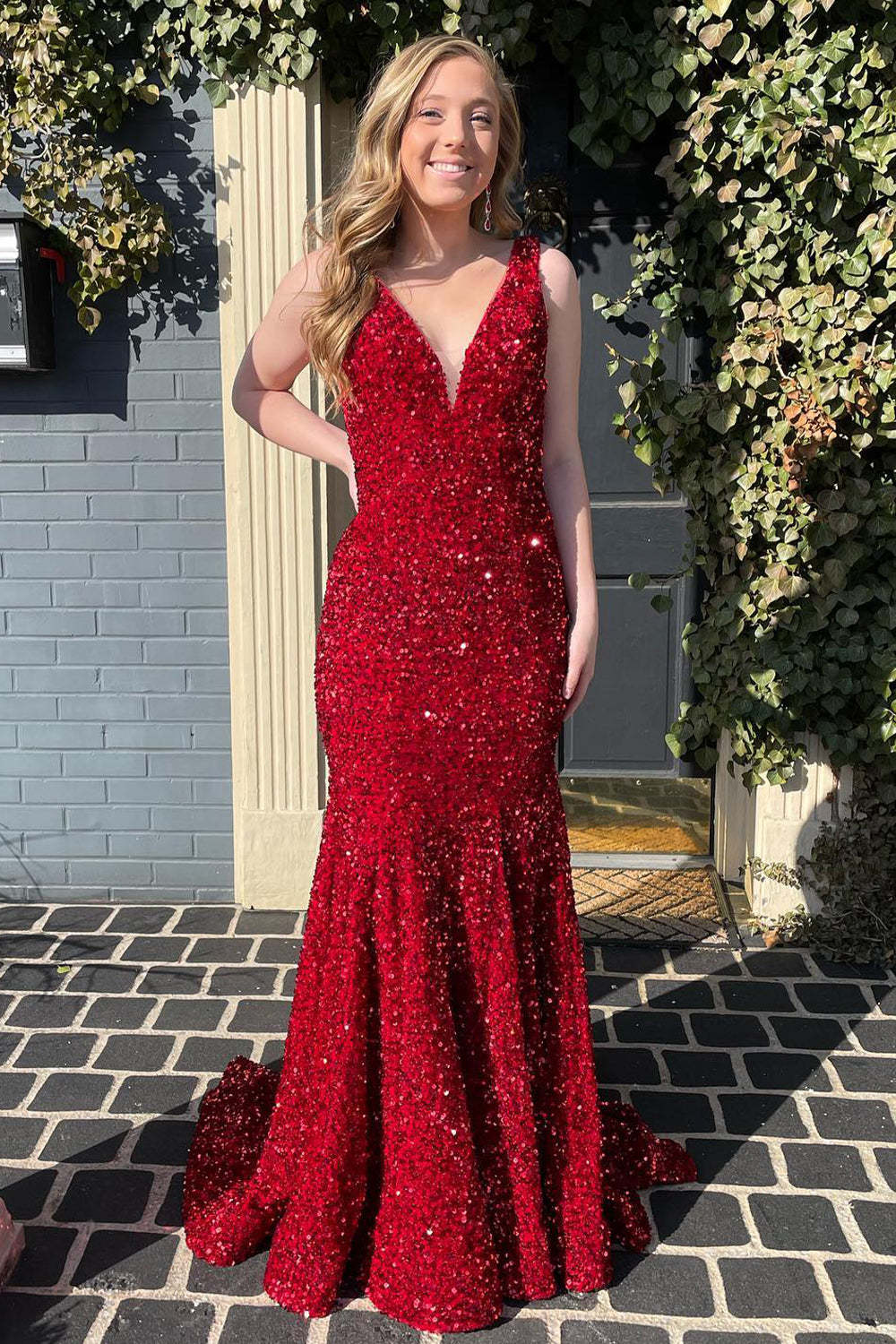 Dreamyannie Black Prom Dress Deep V-Neck Mermaid Evening Dress