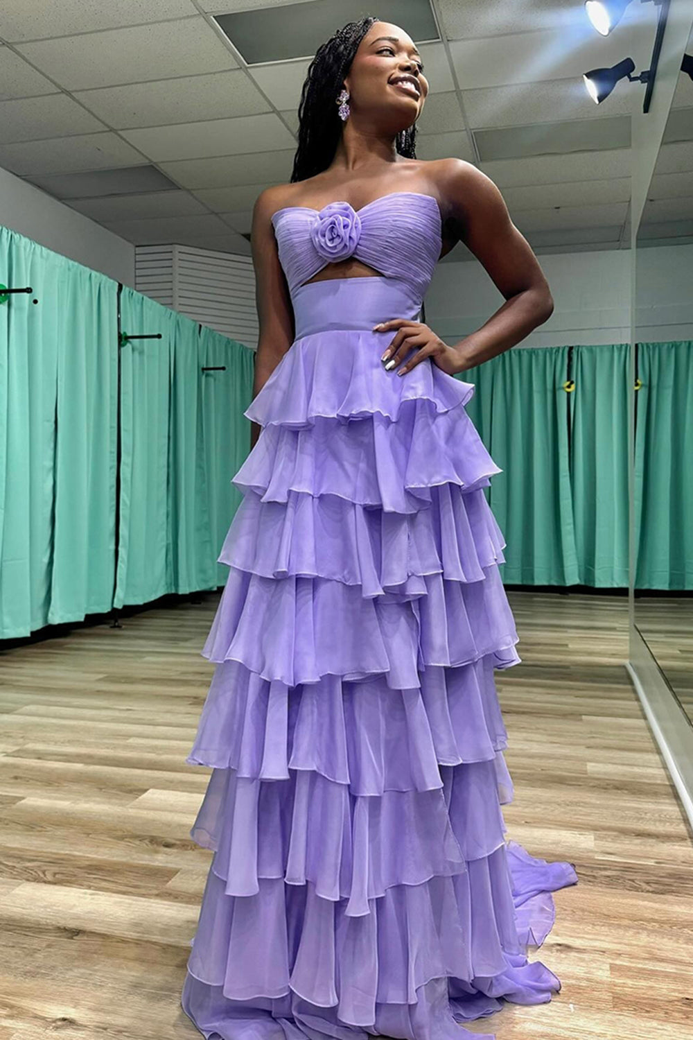 Dreamyannie Black Prom Dress White Prom Dress Sweetheart Ruffled Long Formal Dress With Slit