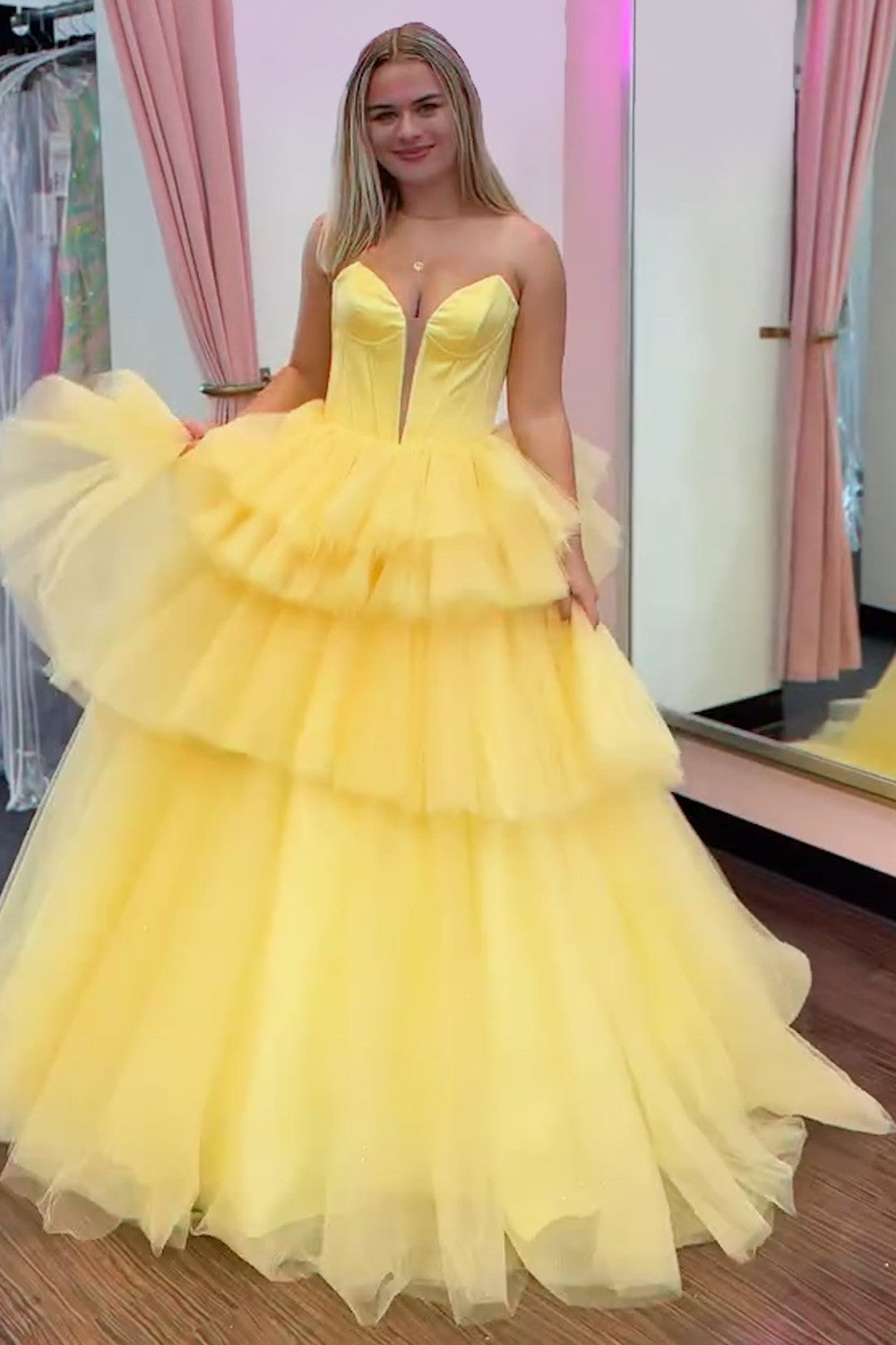 Dreamyannie Blue Prom Dress Tiered A-Line Sweetheart Long Evening Dress