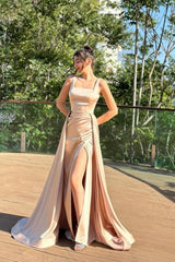 Dreamyannie Column Satin Prom Dress Square Sleeveless Formal Dress With Split Train
