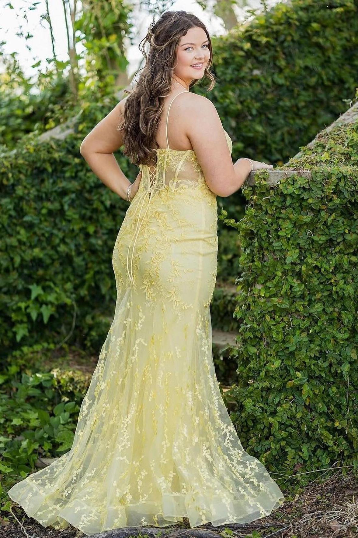 Dreamyannie Column Tulle Spaghetti Straps Sleeveless Evening Dress With Slit