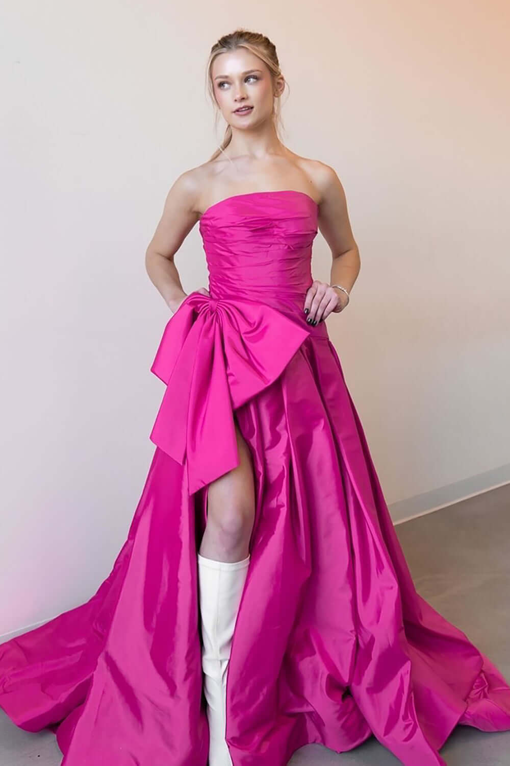 Fuchsia A Line Prom Dress Sleeveless Strapless Satin Evening Dress