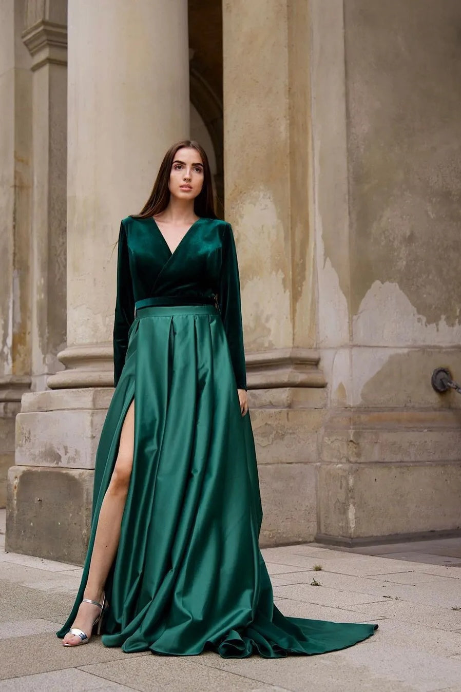 Dreamyannie Green Long Sleeve Formal Dress Velvet Satin A Line V Neck Christmas Party Dress