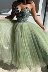 Dreamyannie Green Prom Dress Ball Gown Sweetheart Beaded Sequined Sleeveless Tulle Formal Dress With Pearls