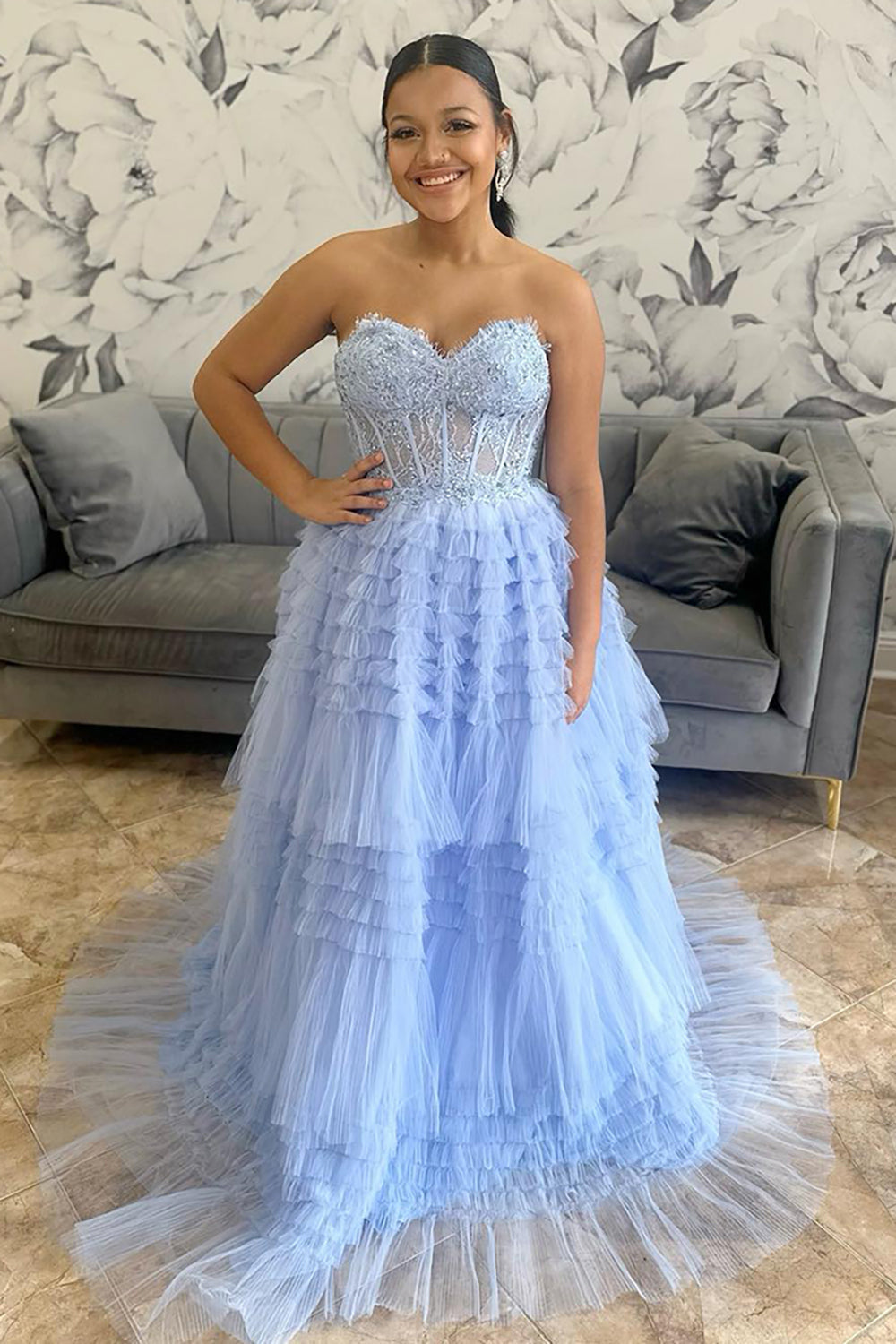 Dreamyannie Light Blue Prom Dress Appliques Tiered A-Line Sweetheart Long Evening Dress