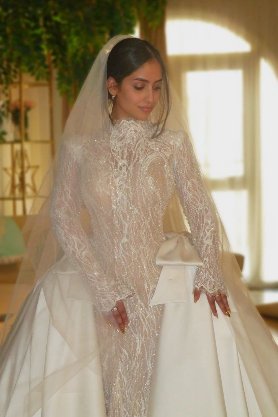 Dreamyannie Luxury Long Sleeve Wedding Dress Beaded Mermaid High Neck Bridal Gown with Detachable Train