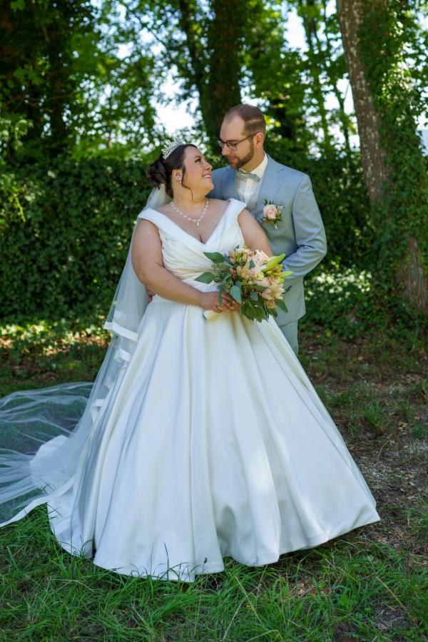 Dreamyannie Plus Size Wedding Dresses V Neck A Line Satin Bridal Gowns