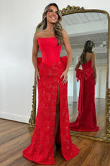 Dreamyannie Red Lace Formal Gown With Structured Corset Bodice And Statement Bow Formal Evening Gown