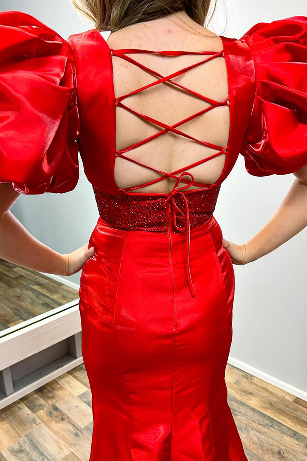 Dreamyannie Red Prom Dress Mermaid Beaded V-Neck Long Evening Dress With Puff Sleeves
