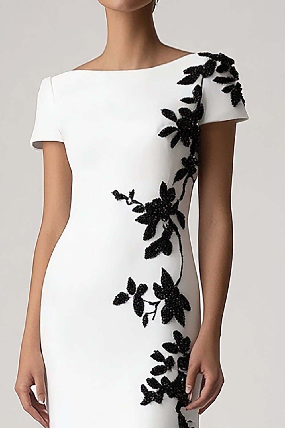 Dreamyannie White Sheath Appliqued Long Formal Dress With Short Sleeves
