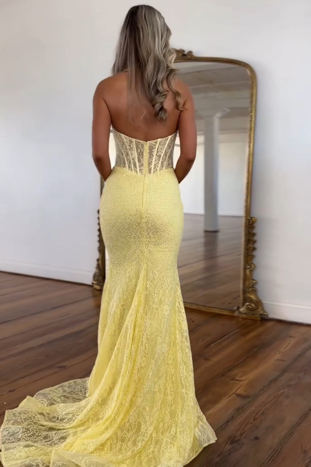 Dreamyannie Yellow Prom Dress Lace Mermaid Halter Corset Long Evening Dress
