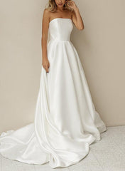 Elegant Satin Beach Wedding Dresses with A-Line Silhouette Strapless Design Sleeveless Style and Sweep Train