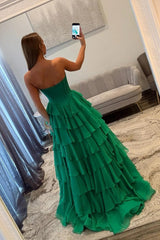 Emerald Green Sweetheart Corset Prom Dress With Tiered Ruffles And High Slit Formal Evening Gown