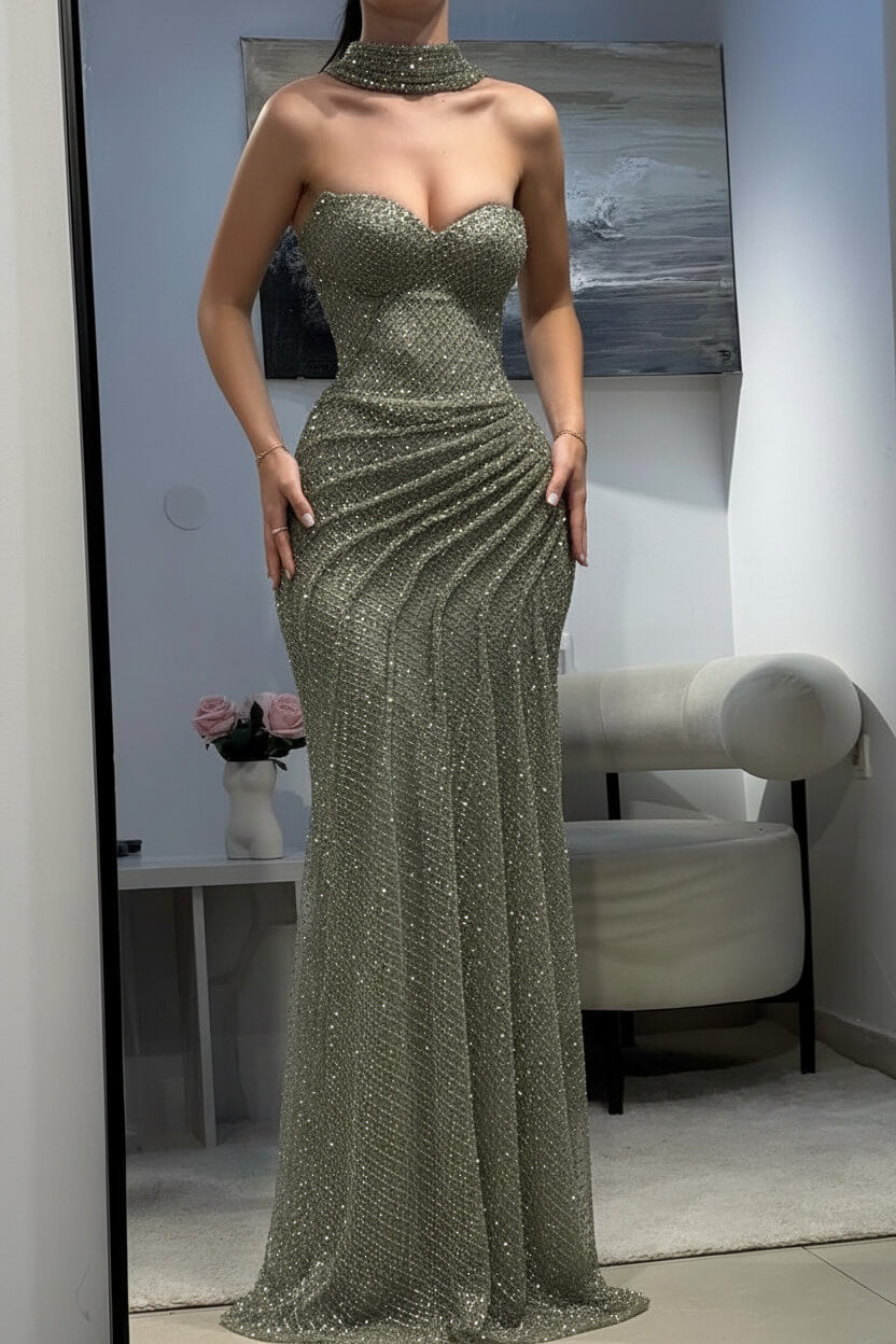 Fitted Dark Blue Halter Evening Gown With Ruched Detailing And Scarf Formal Evening Gown