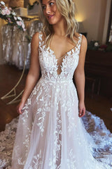 Graceful Ivory A-Line V-Neck Backless Long Lace Beach Wedding Dress