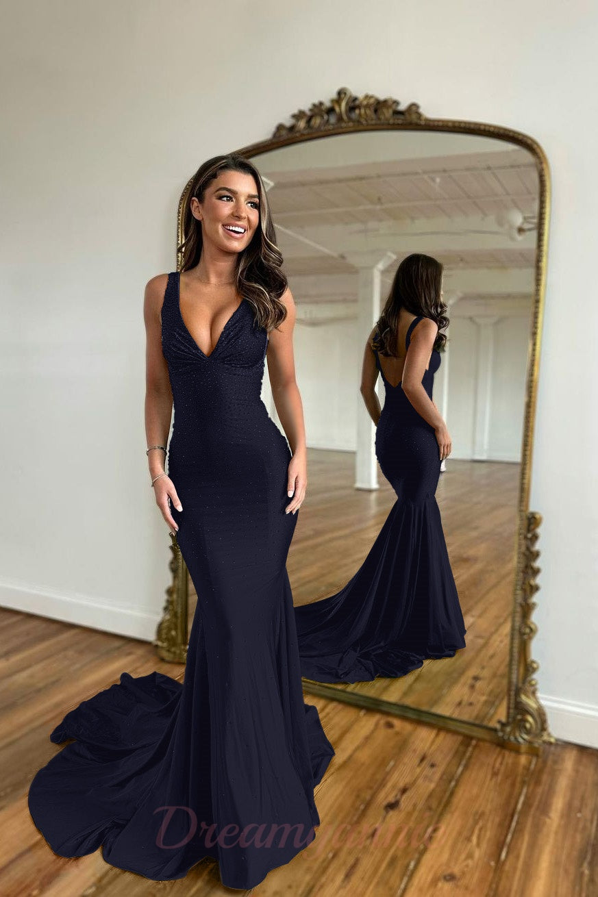 Green Beaded Mermaid V-Neck Backless Long Prom Dress