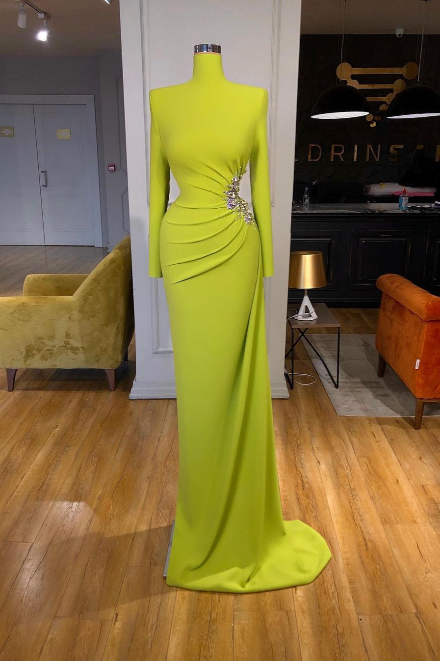 Green Long Sleeve Evening Dress High Neck Beaded Formal Dress