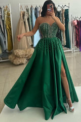 Green Prom Dress Sweetheart Strapless Sleeveless Beaded A Line Satin Slit Formal Dress With Pearls And Rhinestones