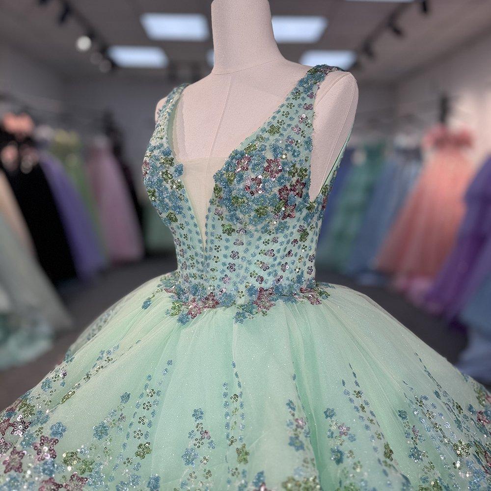 Green Quinceanera Dress Sweet 15 Evening Dress Crystal Sleeveless Ball Gown Beading Sweet 16 Dress
