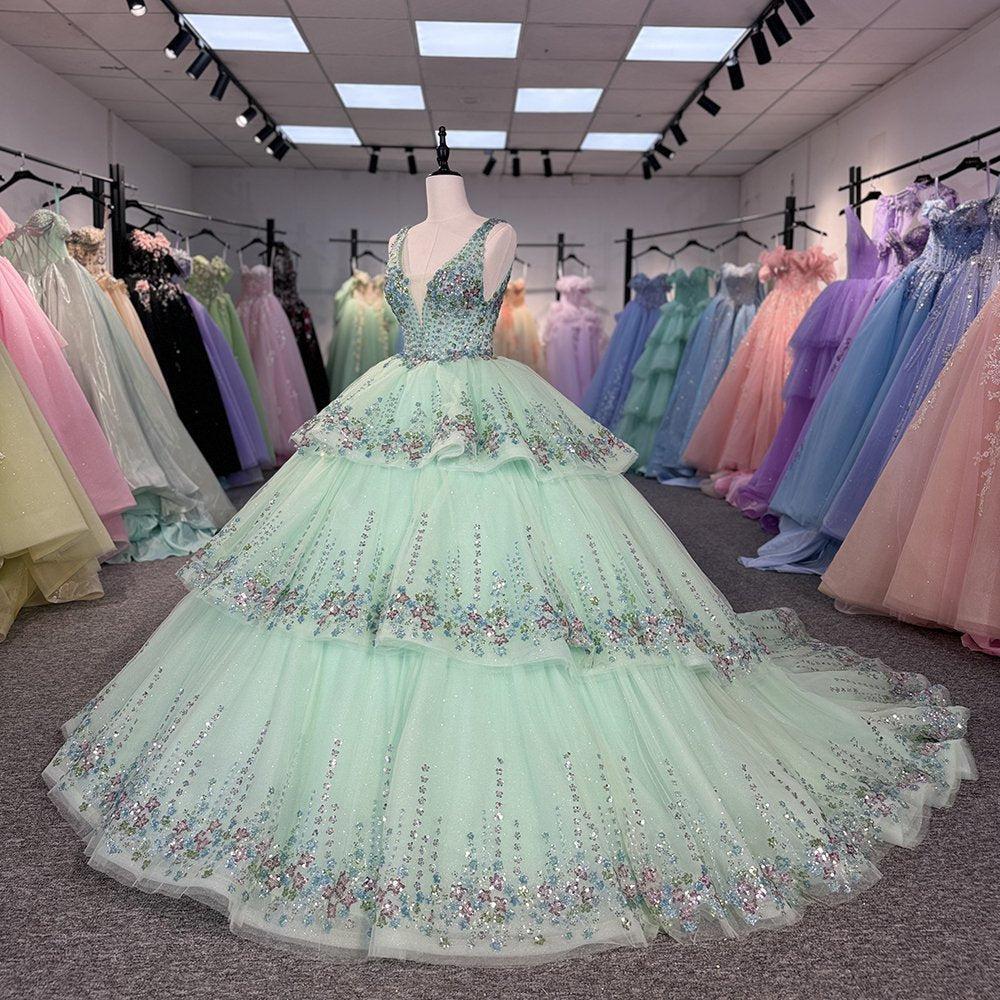 Green Quinceanera Dress Sweet 15 Evening Dress Crystal Sleeveless Ball Gown Beading Sweet 16 Dress