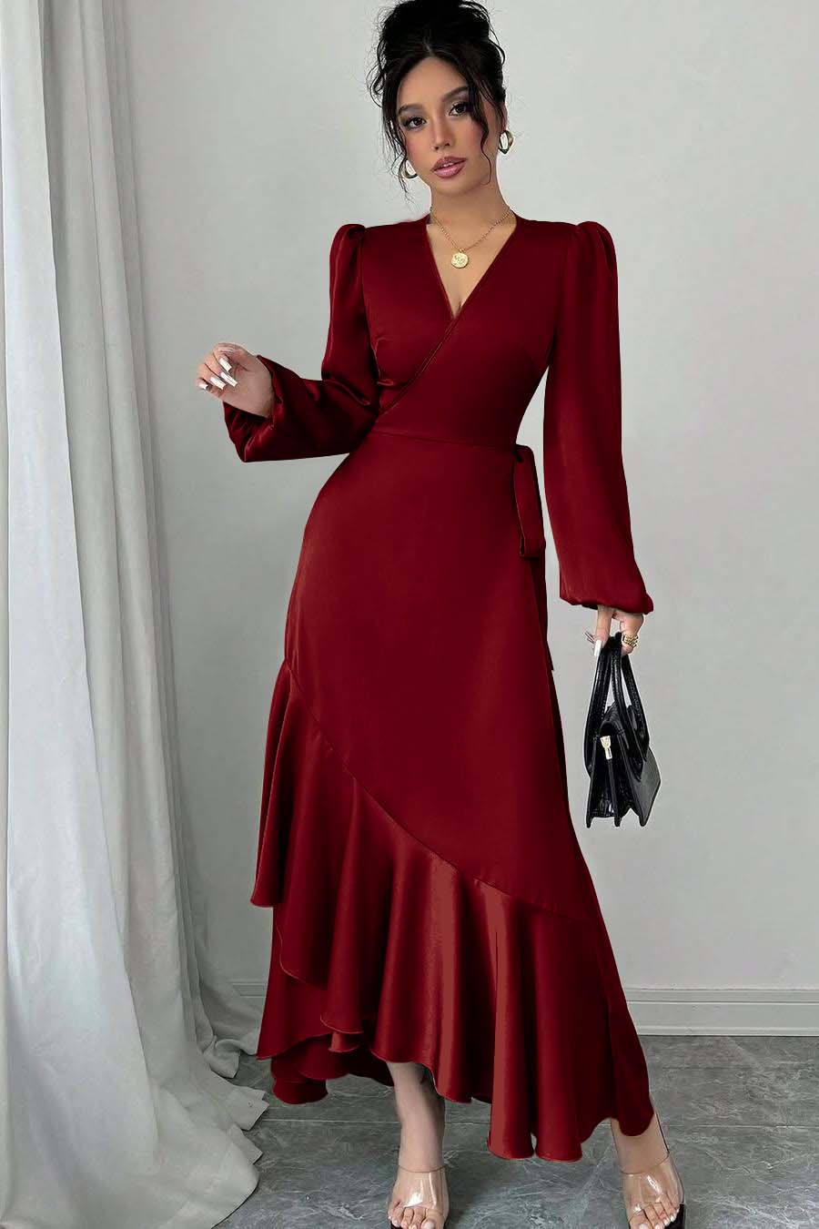 Green Sheath/Column Prom Dress Long Sleeve V Neck Satin Evening Dress