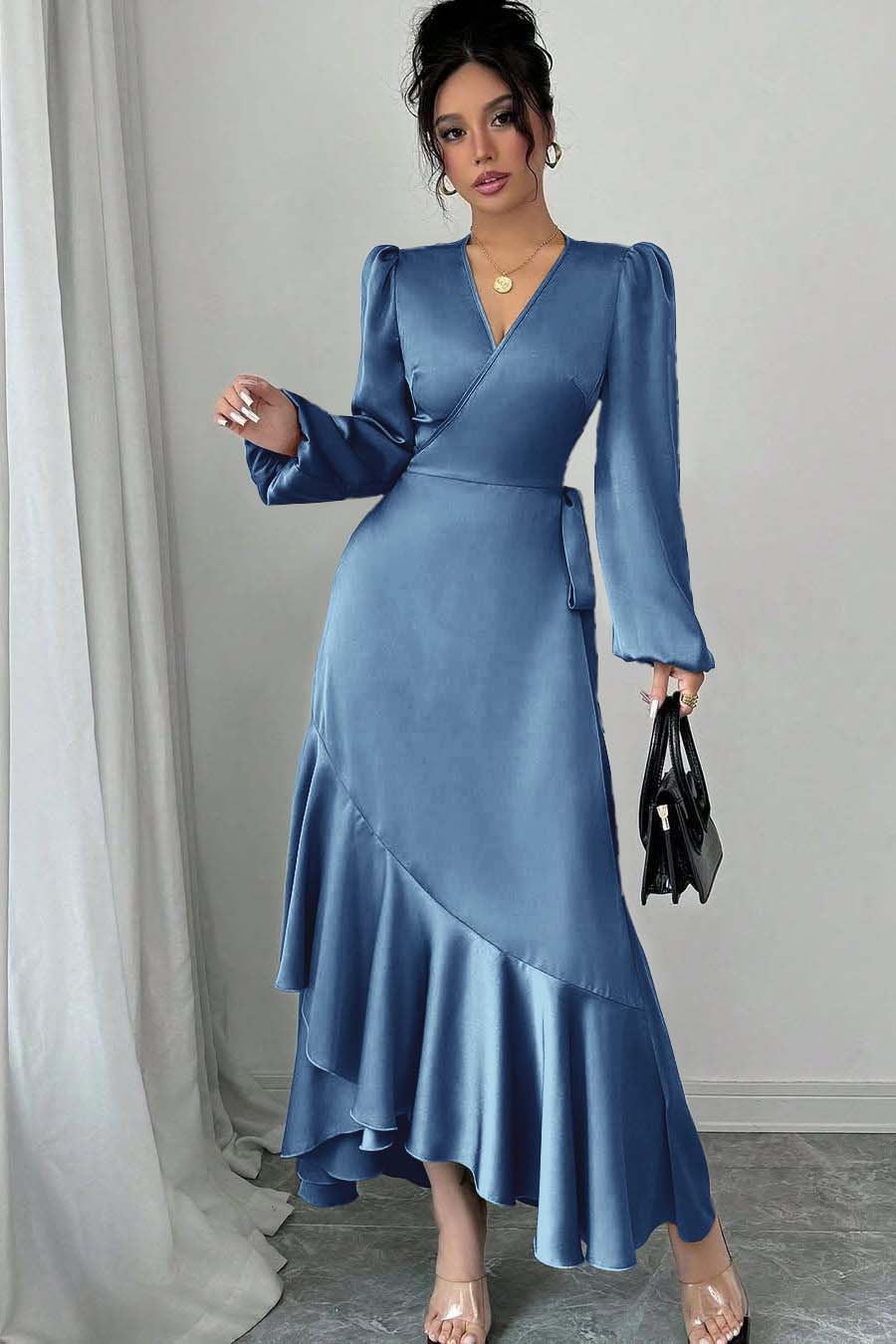 Green Sheath/Column Prom Dress Long Sleeve V Neck Satin Evening Dress