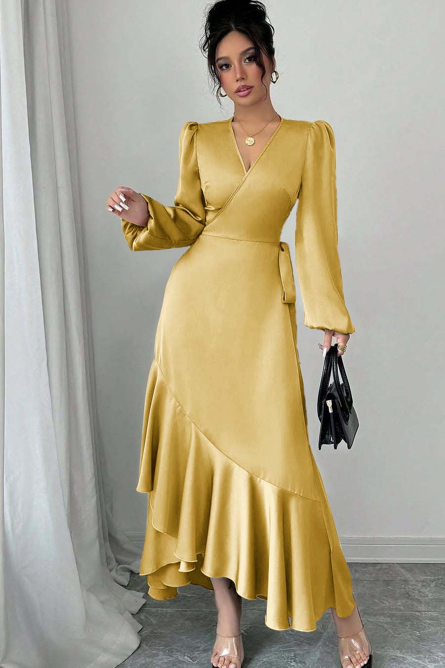 Green Sheath/Column Prom Dress Long Sleeve V Neck Satin Evening Dress