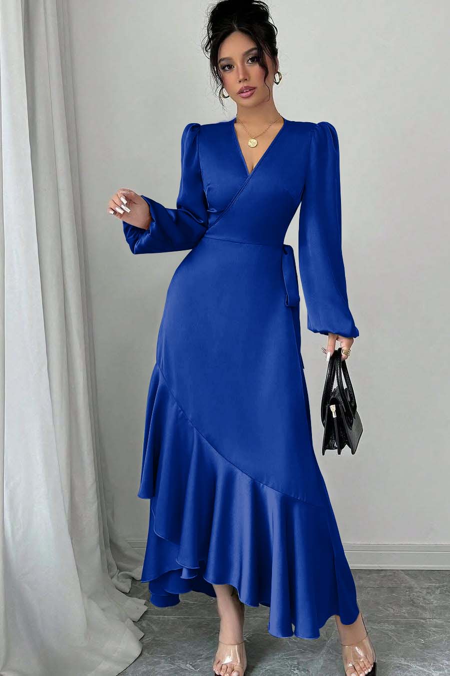 Green Sheath/Column Prom Dress Long Sleeve V Neck Satin Evening Dress