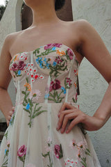 A-Line Sweetheart Corset Embroidered Flower Prom Dress