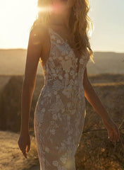 Illusion Neck Tulle Beach Wedding Dresses With Appliques Lace