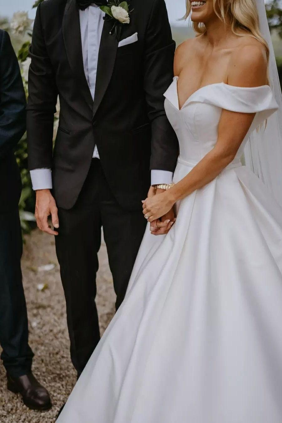 Ivory A Line Beach Wedding Dress Off the Shoulder Satin Bridal Dress