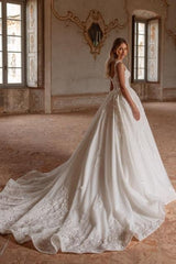 Ivory A Line Wedding Dress Princess Spaghetti Straps Lace Tulle Bridal Gown