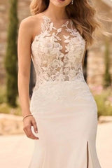 Ivory Beach Wedding Dress Mermaid Crew Neck Bridal Dress with Appliques