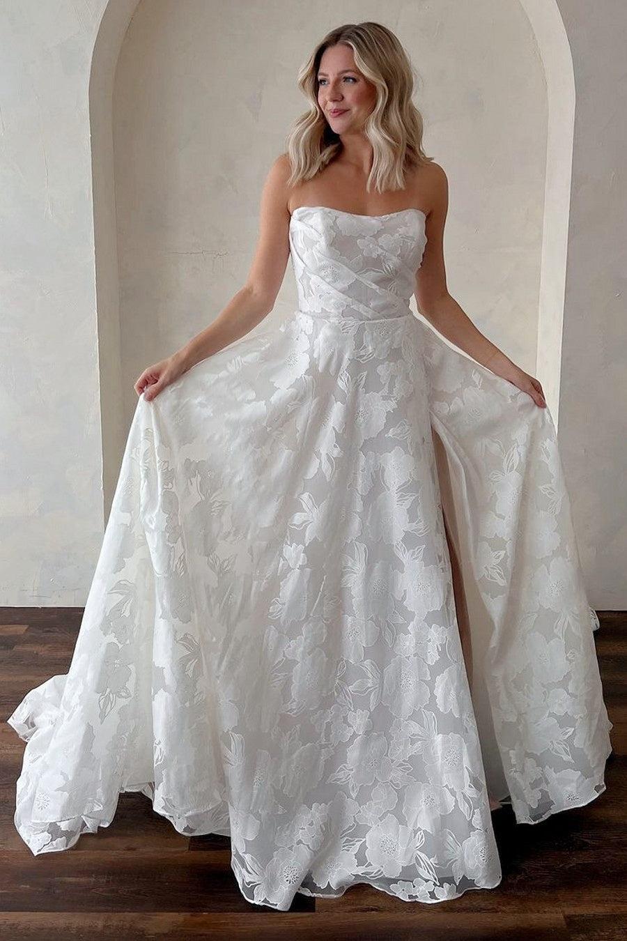 Ivory Beach Wedding Dress Strapless Lace A Line Bridal Dress with Sweep Train