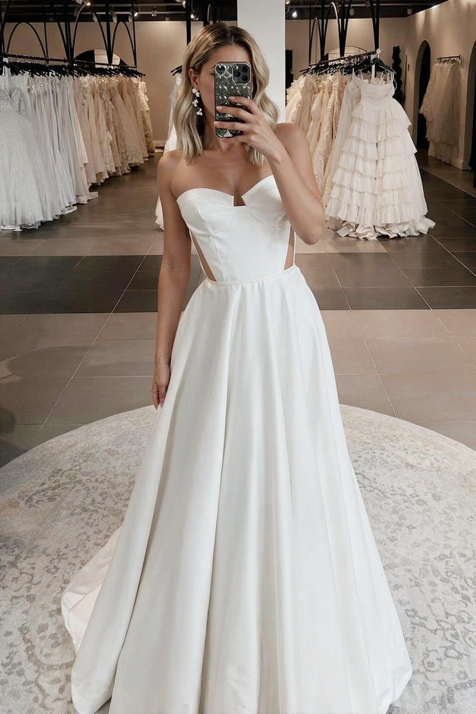 Ivory Beach Wedding Dress Strapless Satin Bridal Dress