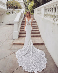 Ivory Beach Wedding Dress V Neck Lace Mermaid Bridal Dress