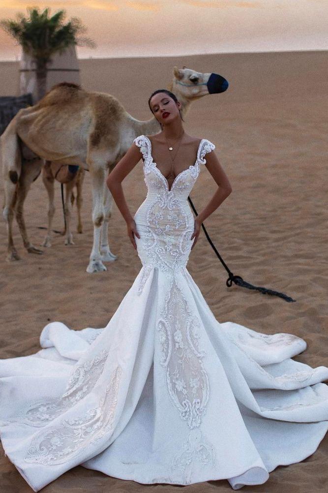 Ivory Cap Sleeves Wedding Dress V Neck Appliques Mermaid Bridal Dress