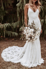 Ivory Lace Beach Wedding Dress Spaghetti Straps Mermaid Bridal Dress with Sweep Train